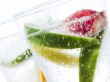 Fruits in water Wallpaer