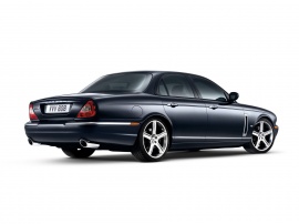 Jaguar XJR rear Wallpaper