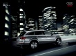 Audi Q7 in city Wallpaer
