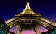 Eiffel lower view Wallpaer