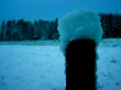 Snow on wood Wallpaer