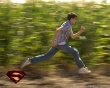 Superman running Wallpaer