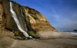 Falls to the ocean Wallpaer