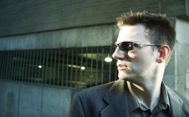 Man with sunglasses Wallpaper