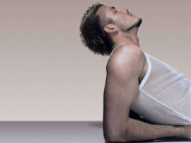 David Beckham Relaxing Wallpaper
