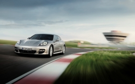 Porsche Panamera Wallpaper