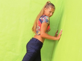 Anna Kournikova Modleling Wallpaper