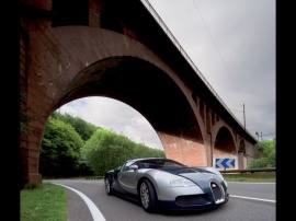 Bugatti Veyron bridge Wallpaper