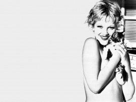 Drew Barrymore retro Wallpaper